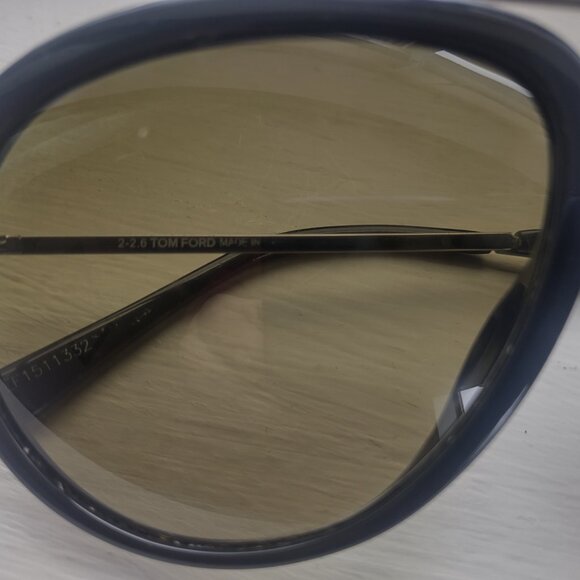 Tom Ford Sunglasses Brown Gradient Lenses with Case main image 13